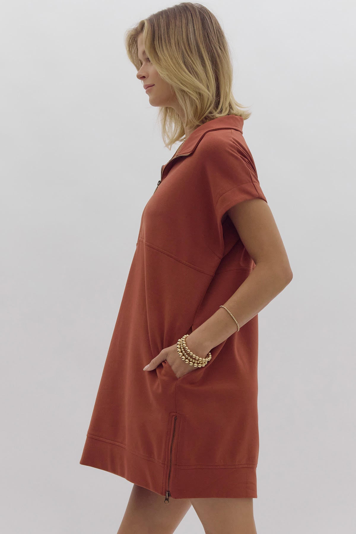 Sporty Quarter Zip Dress With Pockets - Chestnut