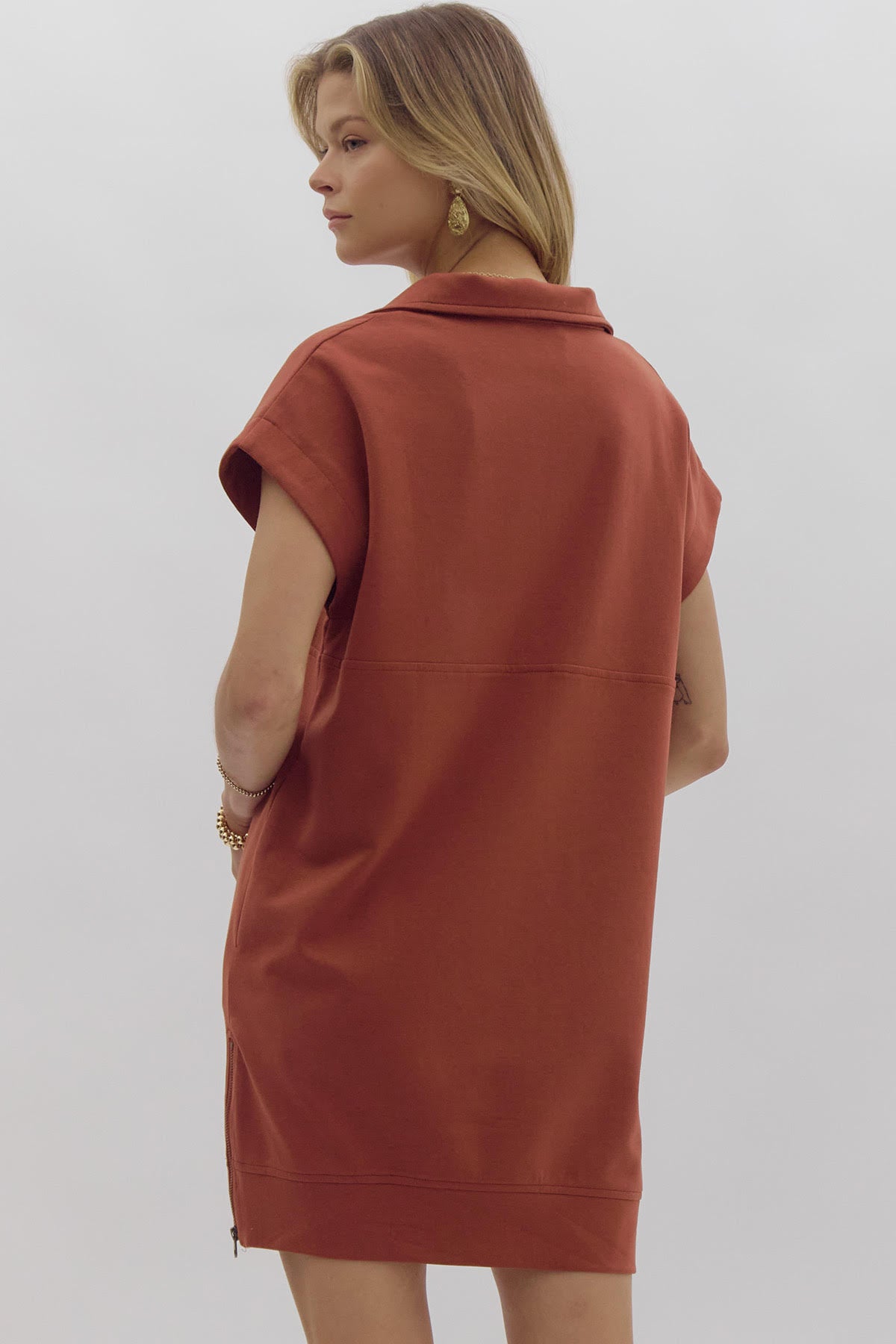 Sporty Quarter Zip Dress With Pockets - Chestnut