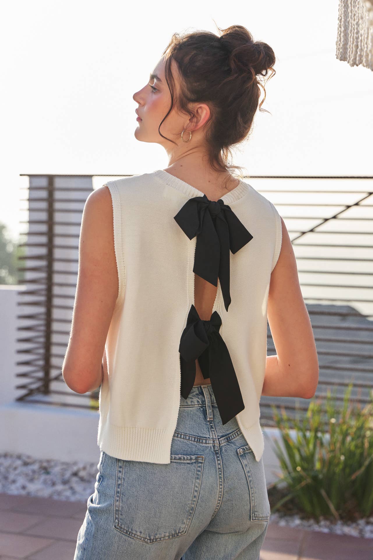 Idem Ditto Sweater Vest Top With Back Contrast Bow Tie Details