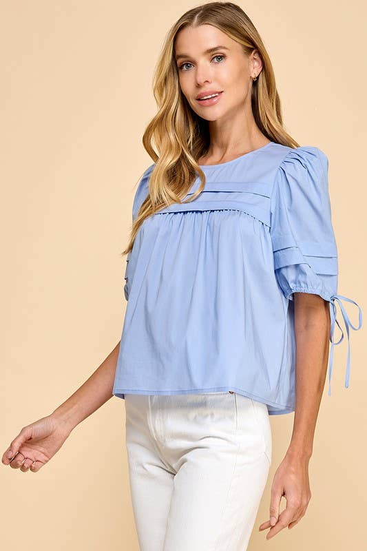 TCEC Pleated Detail Back Keyhole Puff Sleeves Top