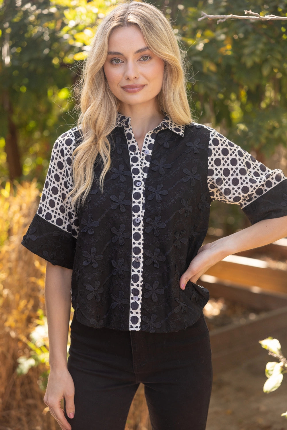 VOY Floral Textured Contrast Print Button-Up Top