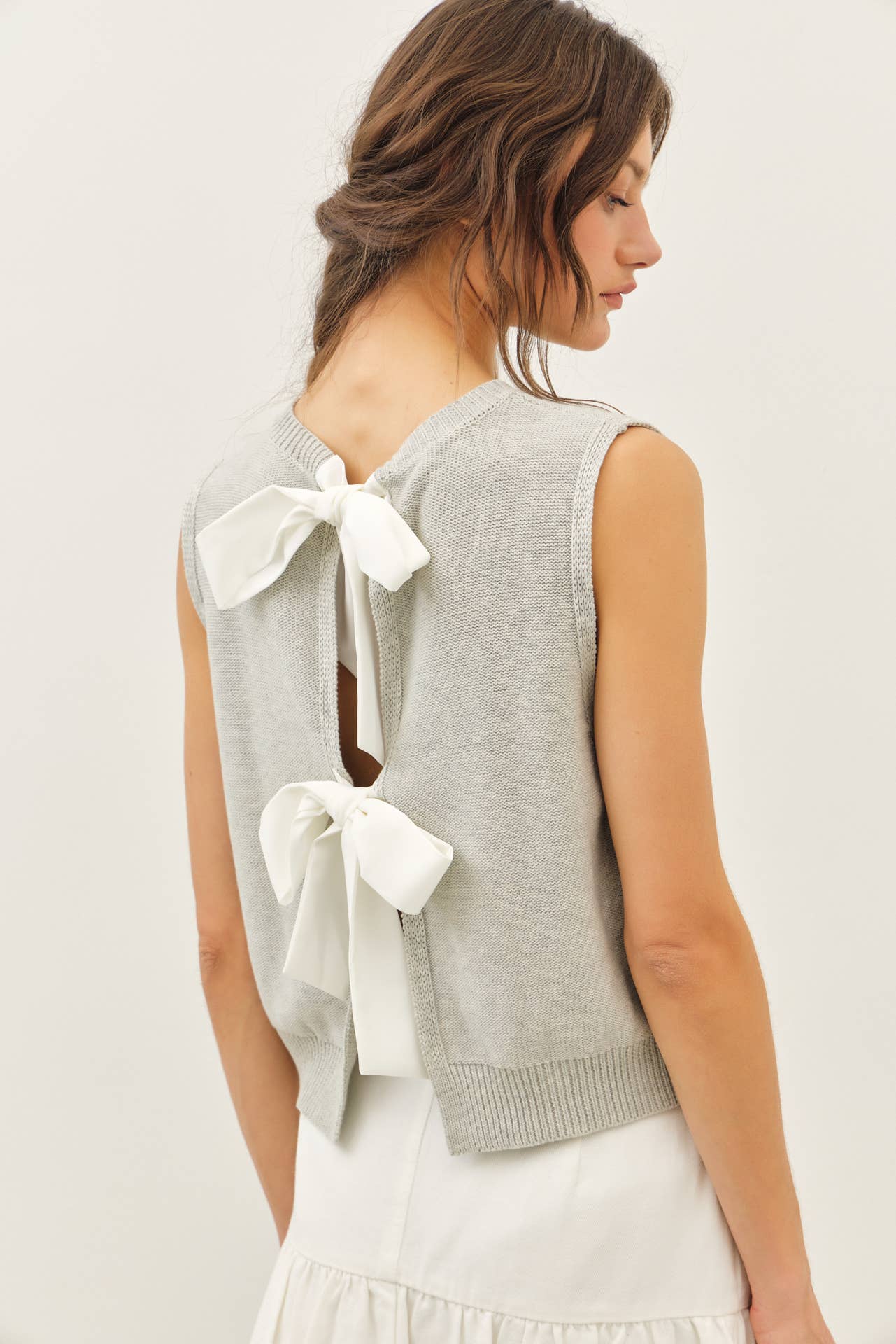 Idem Ditto Sweater Vest Top With Back Contrast Bow Tie Details